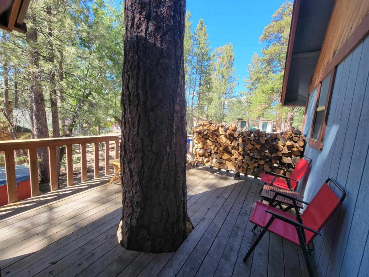 Four Seasons Getaway-Private Hot Spa With Pine Tree Views-Walk To Village And Pineknot Trailhead-Plus King Bed! Big Bear Lake Εξωτερικό φωτογραφία